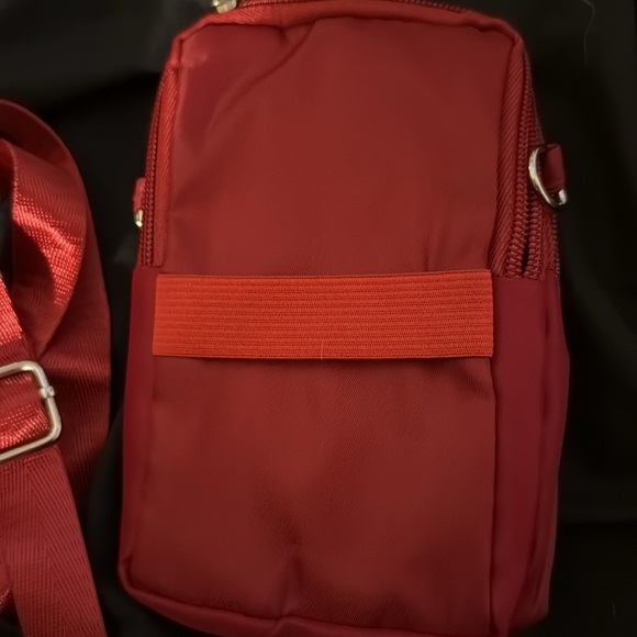 Hello Kitty, as gizmo from the gremlins crossbody - Picture 3 of 3